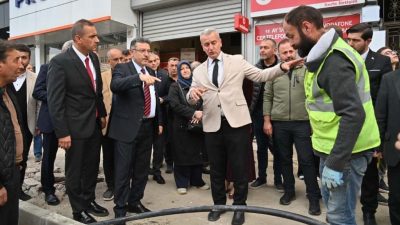 Trabzon Büyükşehir Belediye Başkanı Ahmet Metin Genç, Yomra ilçesinde sürdürülen