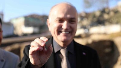 Düzce Belediye Başkanı Dr. Faruk Özlü, Cedidiye Kent Meydanı’ndan Konuralp