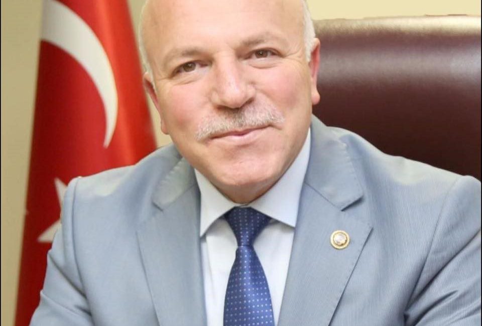 Erzurum Büyükşehir Belediye Başkanı Mehmet Sekmen, “10 Kasım Atatürk’ü Anma