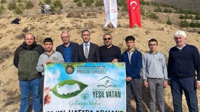 ‘Benim Okulum Geleceğe Çare: Yeşil Vatan’ projesi kapsamında Bayburt Anadolu