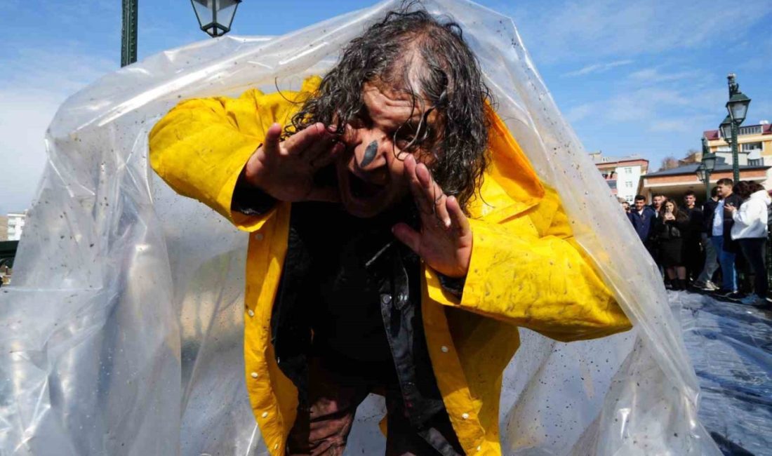 Erzincan Binali Yıldırım Üniversitesi Güzel Sanatlar Fakültesi Dekanı Prof. Dr.