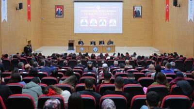 Bayburt Üniversitesi tarafından ’Cumhuriyetin İkinci Asrında Türkiye Yüzyılı’ başlıklı panel