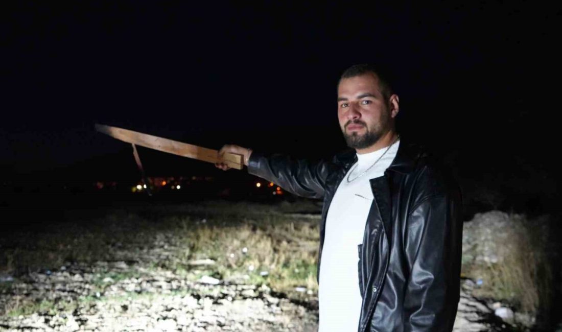 Bayburt’ta gece saatlerinde atlarını kontrol etmeye giden iki arkadaş, karşılarına