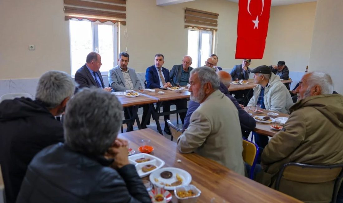 Bayburt’un Darıca ve Yoncalı köylerinde vatandaşlardan gelen talepler masaya yatırıldı,