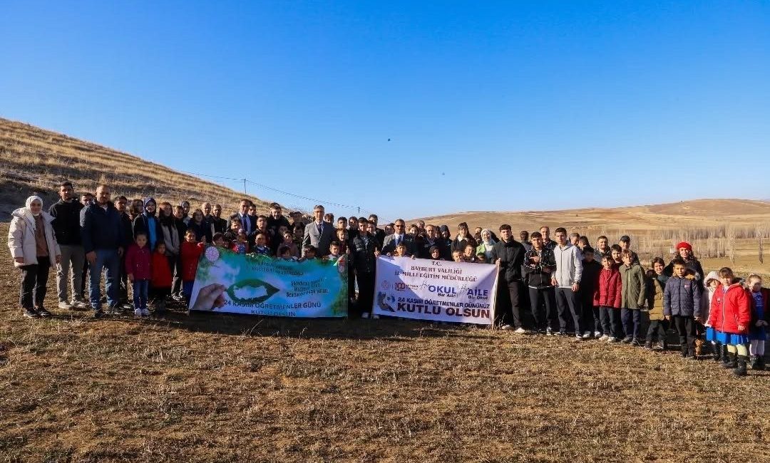 24 Kasım Öğretmenler Günü etkinlikleri kapsamında Danişment köyünde öğretmenler ve