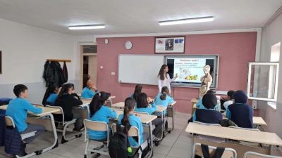 Bayburt KOP Mesleki ve Teknik Anadolu Lisesi Sağlık Alanı öğretmenleri
