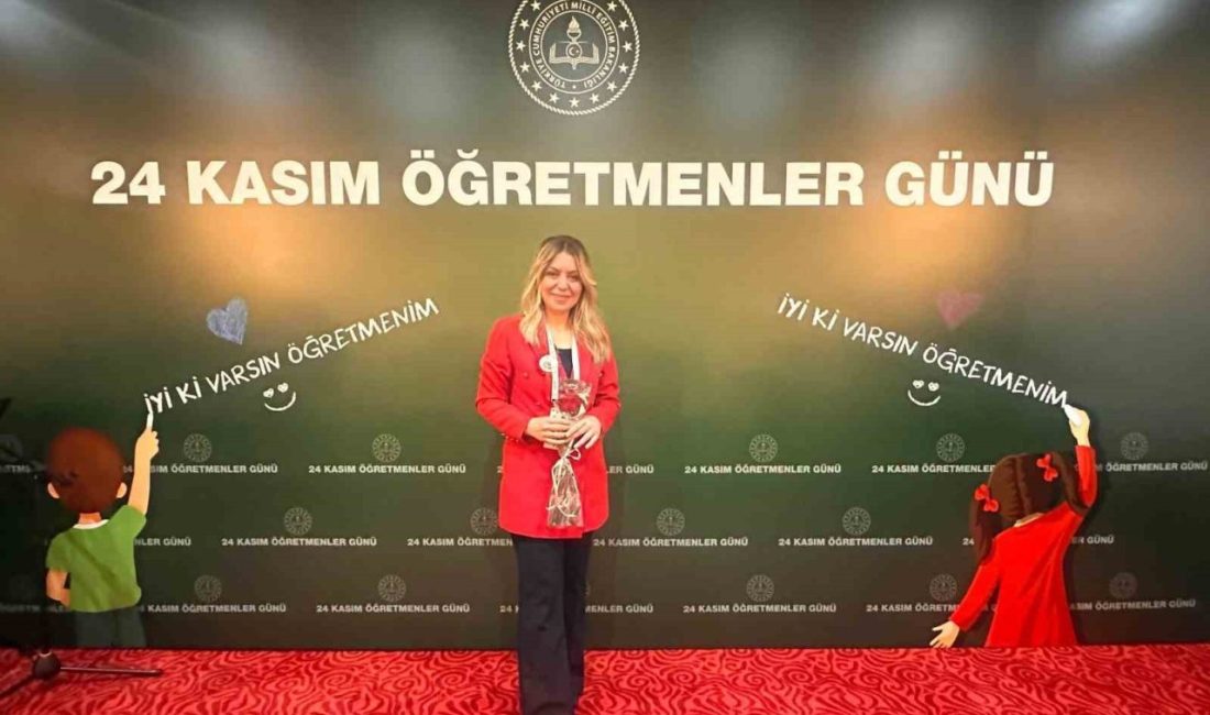 Bayburt Fen Lisesi İngilizce Öğretmeni Mevhibe Kübra Hançer, ‘Yılın Öğretmeni’