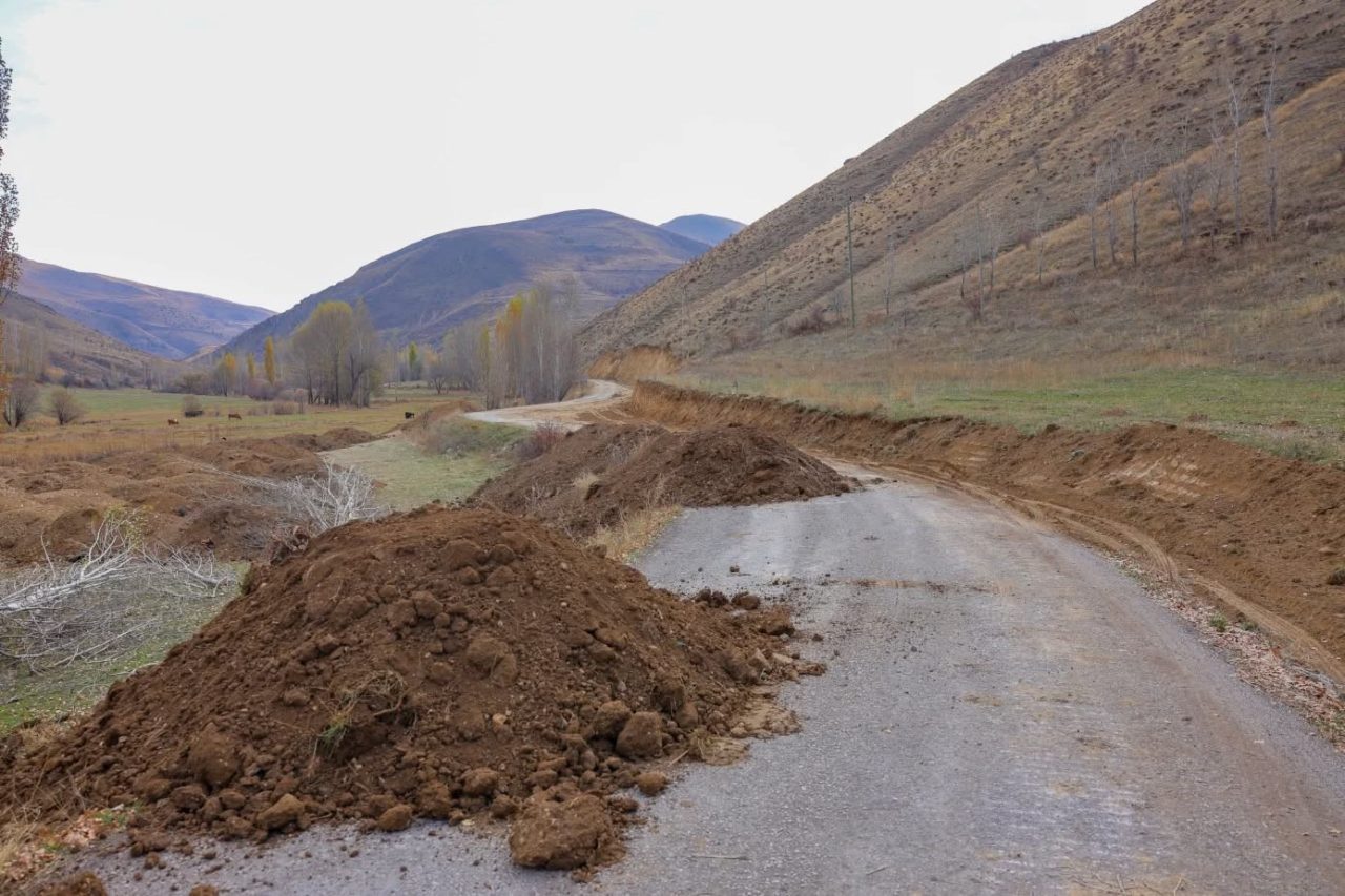 Yeşilyurt, Kopuz, Hacıoğlu, Sırakayalar ve Yaylalar köylerini birbirine bağlayan grup