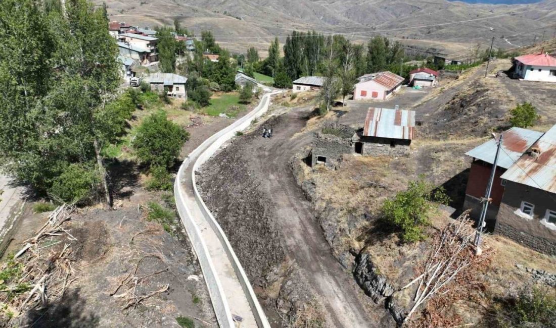 Bayburt merkeze bağlı Bayraktar köyündeki ‘Bayraktar Köyü İkmali’ taşkın kontrol