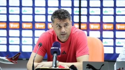 Gaziantep FK Teknik Direktörü Burak Yılmaz, Corendon Alanyaspor ile oynanan