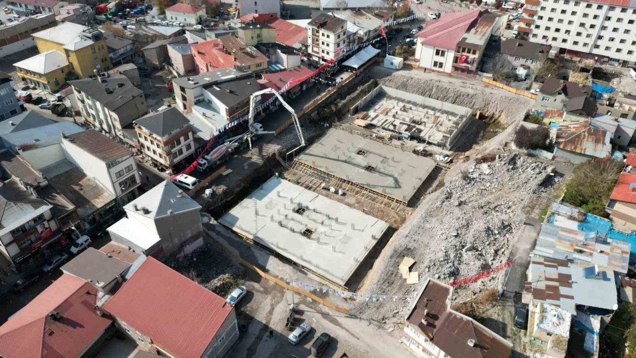 Erzurum Büyükşehir Belediyesi’nin Pasinler’de gerçekleştireceği kentsel dönüşüm projesinin temel atma