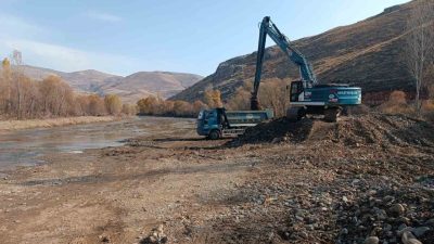 Bayburt’ta taşkın risklerini azaltmak ve sel felaketlerinin önüne geçmek amacıyla