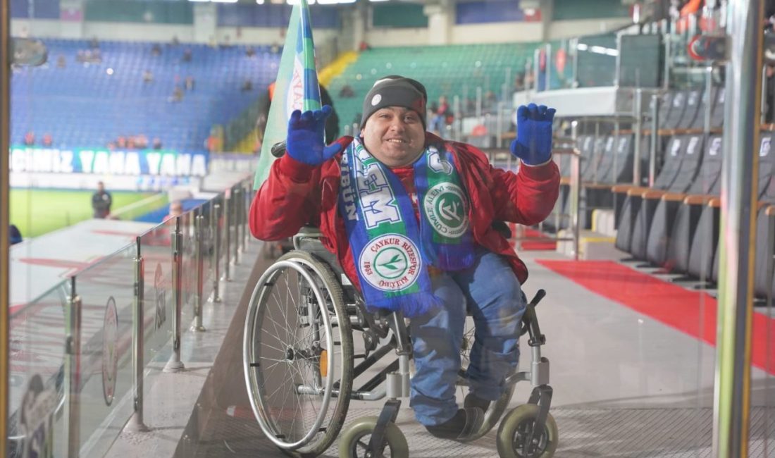 Çaykur Rizespor’un genç taraftarı Cengiz Köse, iki yıl önce anne