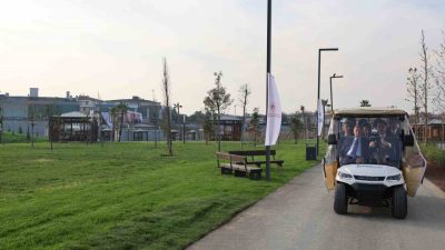 Cumhurbaşkanı Recep Tayyip Erdoğan, açılışına katıldığı Atatürk Havalimanı Millet Bahçesi’nde