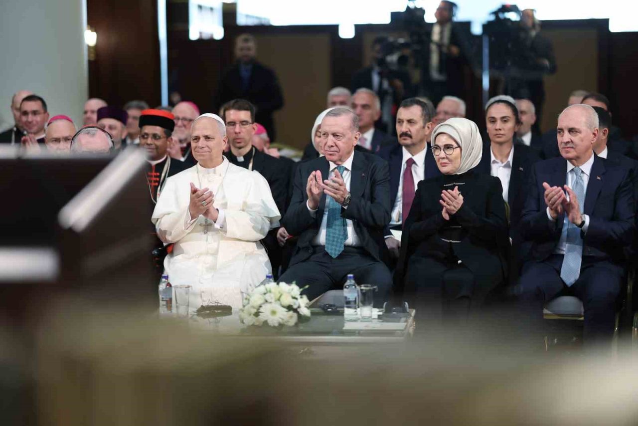 Cumhurbaşkanı Recep Tayyip Erdoğan, “İnsanlık ailesi olarak Filistin halkına en