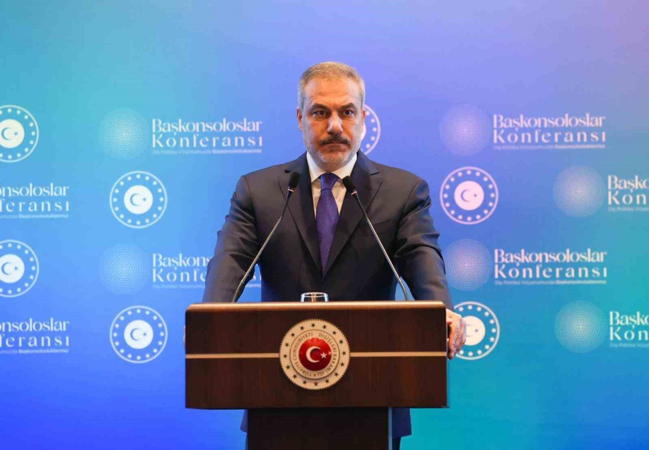 Başkonsoloslar Konferansı’nın açılış töreninde konuşan Dışişleri Bakanı Hakan Fidan, “2023