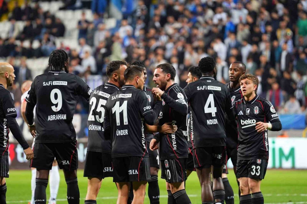Beşiktaş, Trendyol Süper Lig’in 11. haftasında yarın derbi mücadelesinde Fenerbahçe’yi
