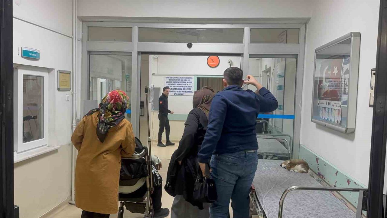 Zonguldak’ın Alaplı ilçesinde bir düğünde ikram edilen yemekten yedikten sonra