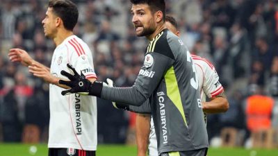 Ersin Destanoğlu, Beşiktaş’ta 11’de başladığı Fenerbahçe maçlarında rakibine karşı ilk