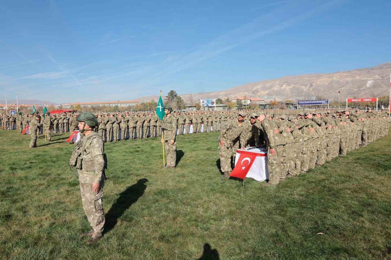 Erzincan Valisi Hamza Aydoğdu, 59’uncu Havan ve Topçu Eğitim Tugay
