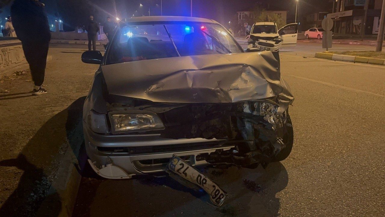 Erzincan’ın Fatih Mahallesi Binali Yıldırım Bulvarı üzerinde meydana gelen trafik