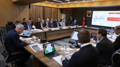 Sağlık Bakanı Prof. Dr. Kemal Memişoğlu’nun başkanlığında düzenlenen toplantıda, Erzincan’da