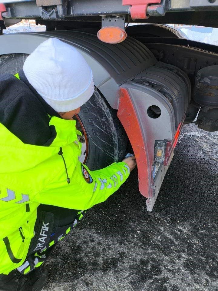 Erzincan İl Emniyet Müdürlüğü Refahiye Bölge Trafik Denetleme İstasyon Amirliği