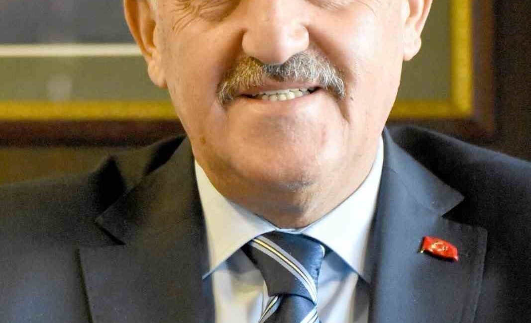 Erzurum Kent Konseyi Başkanı Hüseyin Tanfer, Cumhurbaşkanı Recep Tayyip Erdoğan’ın