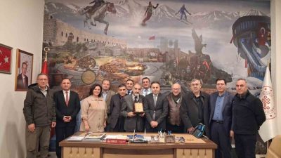 Erzurum’un önemli kültür simalarından, folklor araştırmacısı ve antropolog Muhsin Koç,