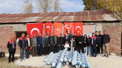Erzurum’un Oltu ilçesinde 18 çiftçinin serelarının örtüleri, İlçe Tarım ve