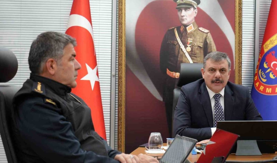 Vali Mustafa Çiftçi başkanlığında yapılan “Asayiş ve Güvenlik Toplantısı”nda, Erzurum’un