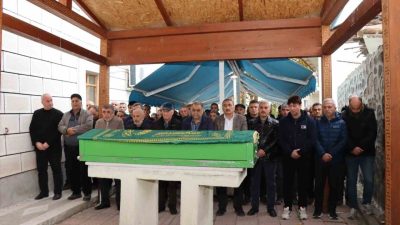 Erzurum’un Olur İlçesi’nin eski belediye başkanlarından Reşat Yıldırım, evinde geçirdiği