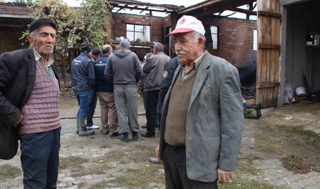 Amasya’da bir köyde yaşayan yaşlı çiftçinin tek katlı evi küle