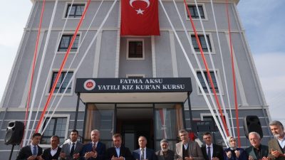 Erzincan Valisi Hamza Aydoğdu, hayırsever Aksu ailesi tarafından yaptırılan Fatma