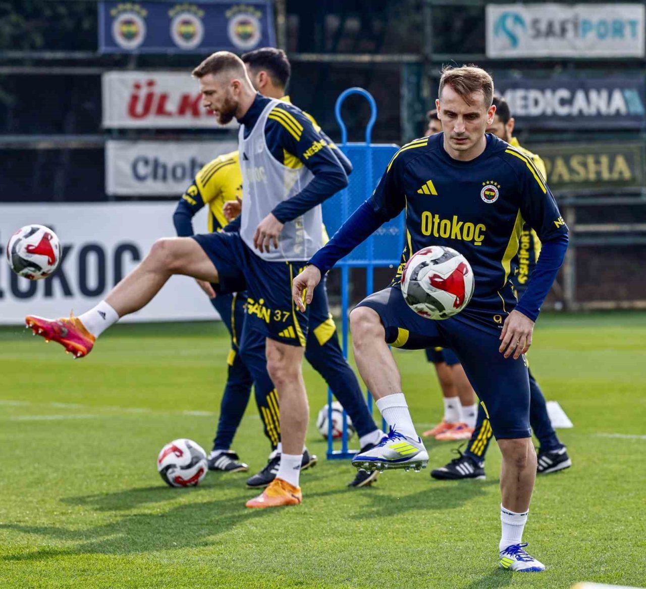 Fenerbahçe, Trendyol Süper Lig’in 13. haftasında deplasmanda Çaykur Rizespor ile