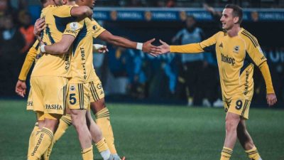 Fenerbahçe, Trendyol Süper Lig’de konuk olduğu Çaykur Rizespor’u mağlup ederken