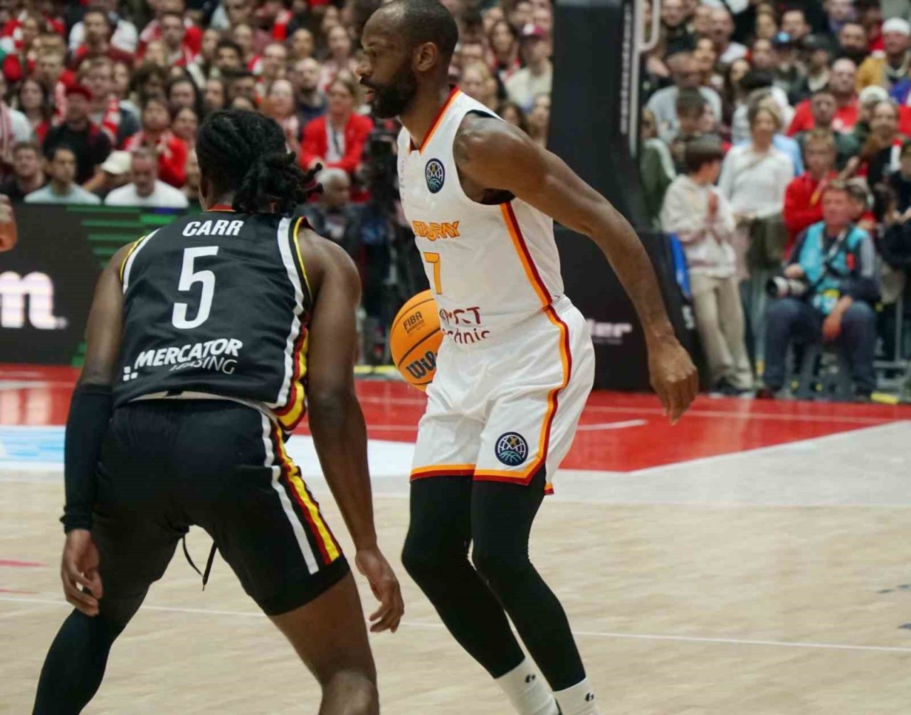 FIBA Şampiyonlar Ligi E Grubu 4. hafta maçında Galatasaray Erkek