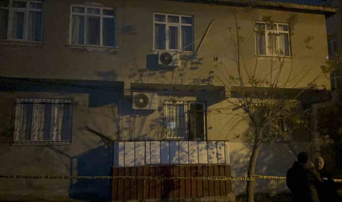 Kocaeli’nin Gebze ilçesinde 2 katlı binanın kolonlarda çatlaklar ve yapıda