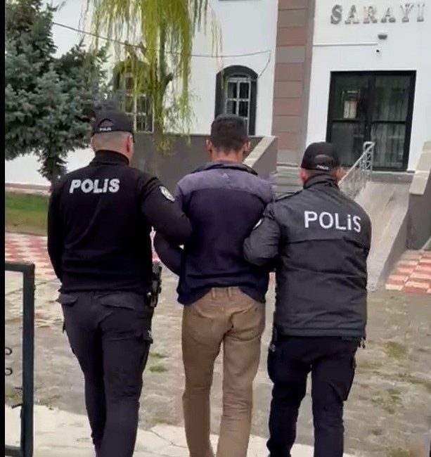 Sivas’ın Gemerek ilçesinde uyuşturucu kullanmak suçuyla aranan şahıs yakalandı. Sivas