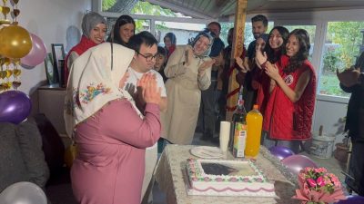 Erzincan’da gönüllü gençler, down sendromlu kardeşler Sümeyra ve Ahmet Demir