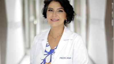 İç Hastalıkları Uzmanı Doç. Dr. Düriye Sıla Karagöz Özen, diyabet