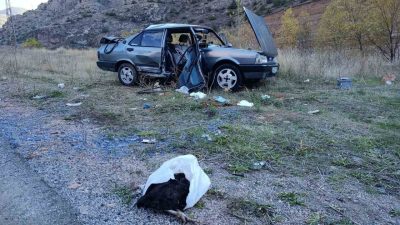 Gümüşhane’de iki aracın karıştığı kazada 4 kişi yaralandı. Kaza öğleden