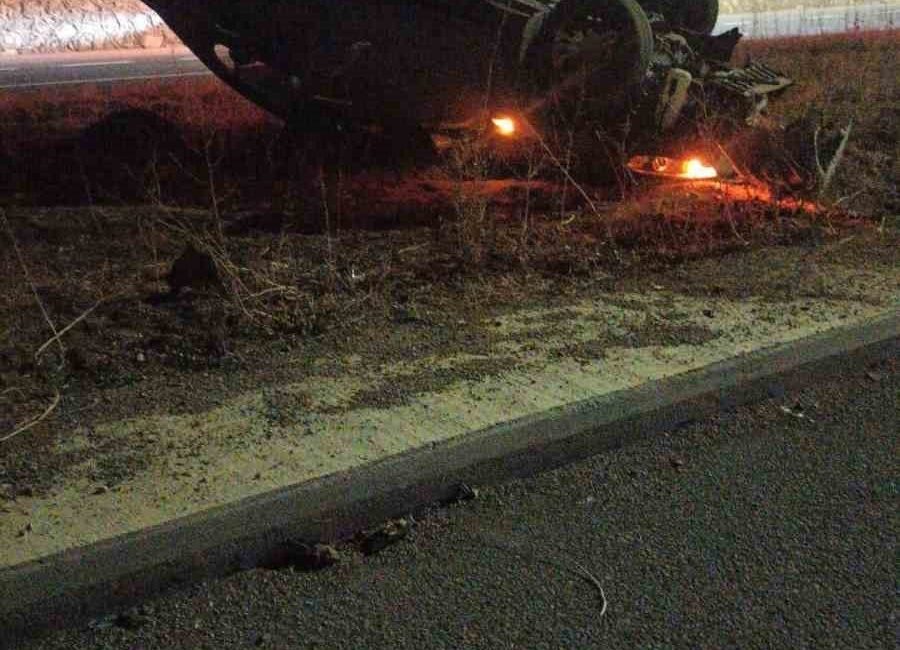 Gümüşhane’nin Bahçeli beldesinde kontrolden çıkan otomobilin ters döndüğü kazada sürücü