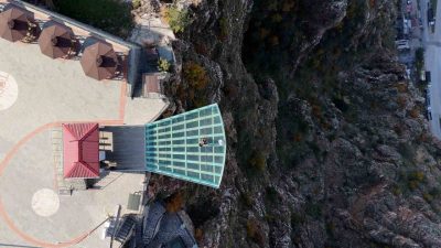 Gümüşhaneli müzik öğretmeni ve besteci Avşar Şahinkaya, memleketinin tarihi ve