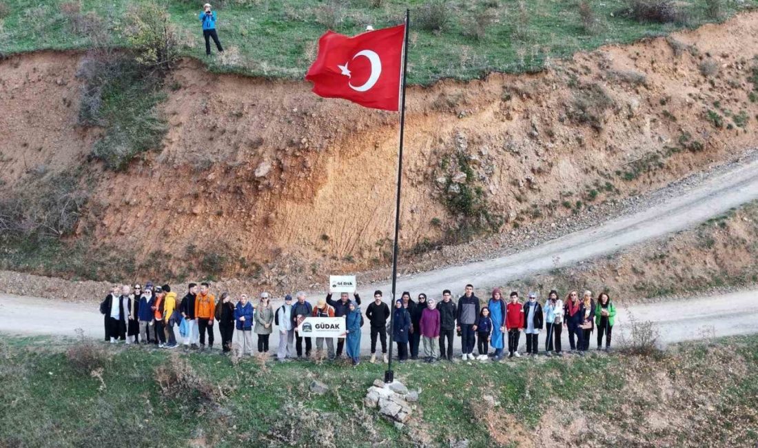 Gümüşhane’de 37 sporcu, kentin ’İsviçresi’ olarak bilinen Yurt Köyü’nden ekmeğiyle