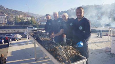 Bu yıl üçüncüsü düzenlenen Çayeli Hamsi Festivali, bol hamsi, güzel