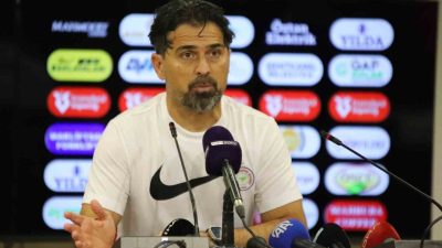 Çaykur Rizespor Teknik Direktörü İlhan Palut, 2-2 biten Gaziantep FK