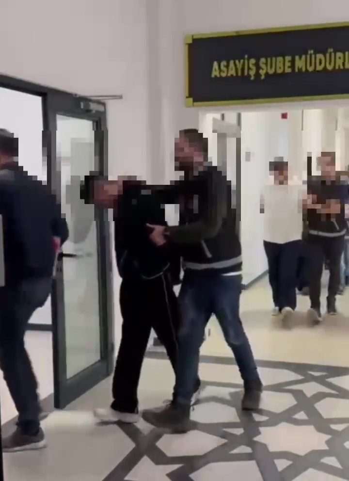 Kocaeli’nin Gölcük ilçesinde sanayi sitesindeki bir iş yerinin kurşunlanmasıyla ilgili