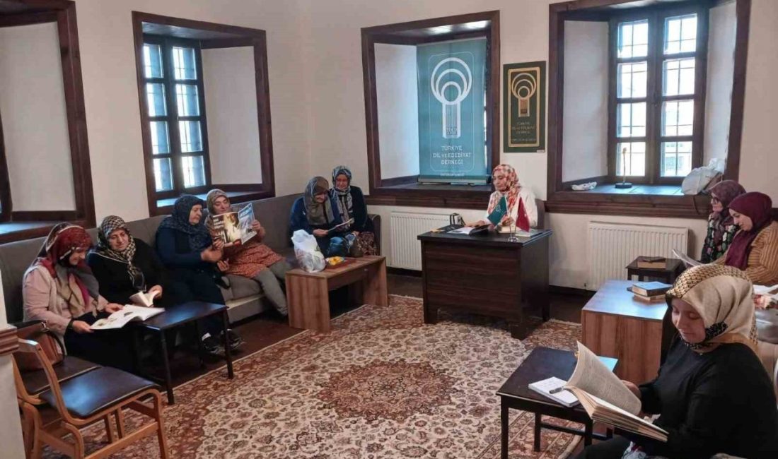 Erzurum Büyükşehir Belediyesi Dil ve Edebiyat Konağı’nda bir araya gelen