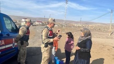 Ardahan Jandarma Komutanlığı ekipleri, kadına yönelik şiddetle mücadele amacıyla hayata